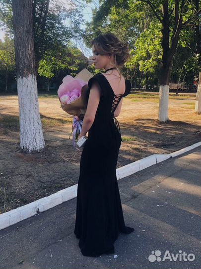 Платье