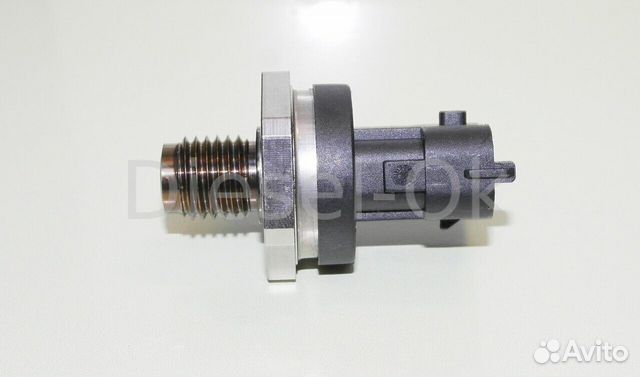 Датчик давления топлива 0281006326 cummins 2,8 iSF