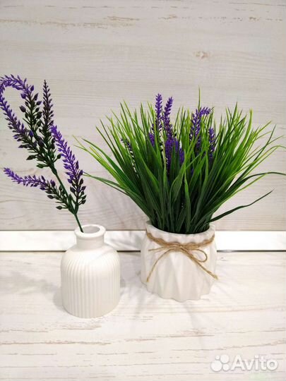 Осока в гипсовом кашпо. Искусственные растения