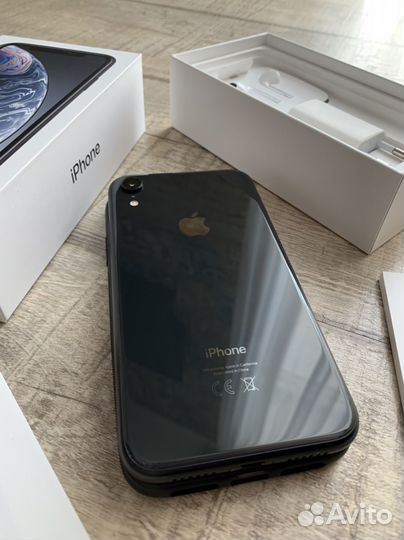 iPhone Xr, 64 ГБ