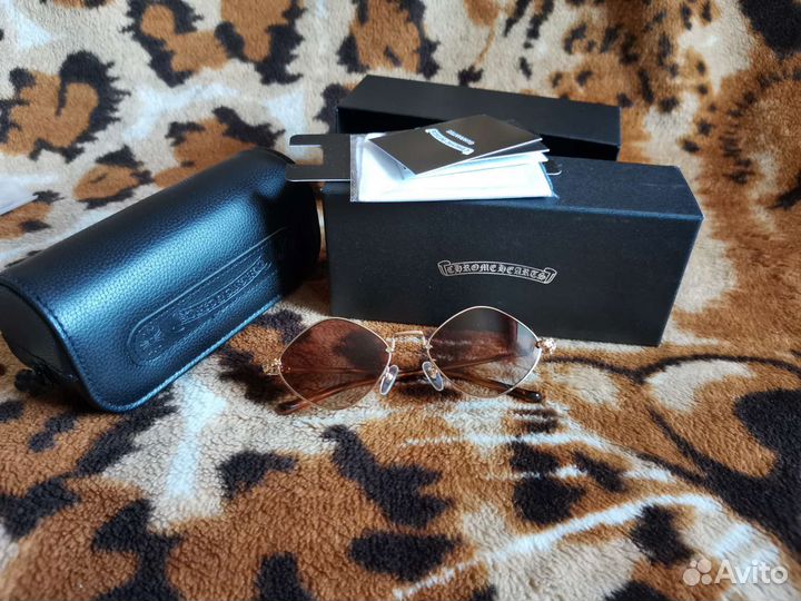 Солнцезащитные очки Chrome Hearts Diamond Dog