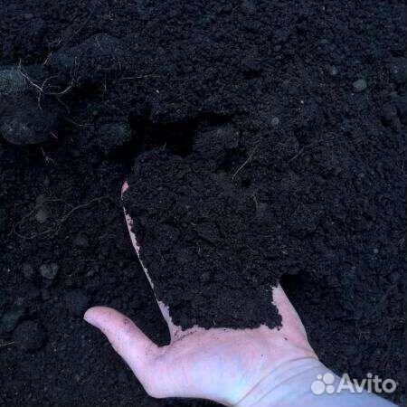 Чернозем в мешках и навоз