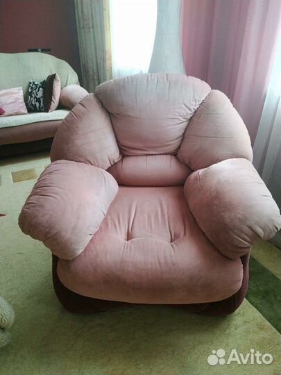 Перетяжка мягкой мебели