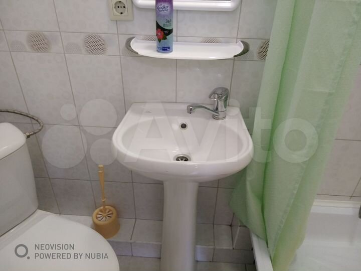 Комната 12 м² в 6-к., 1/3 эт.