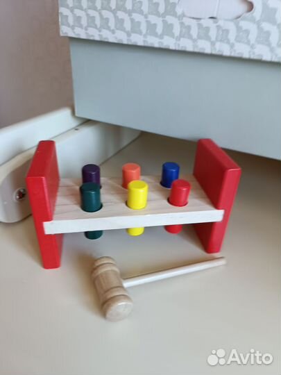 Деревянные игрушки машинки стучалка