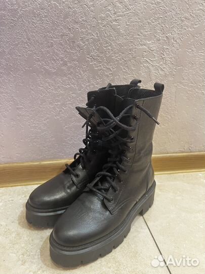 Кожаные сапоги Massimo Dutti