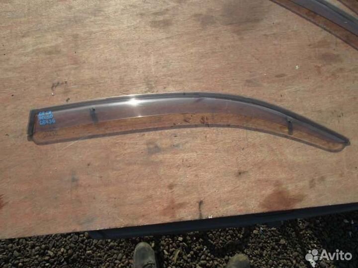 Ветровик задний левый Toyota Camry ACV30 2AZ-FE