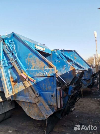 Маз ко440 вм мусоровоз с задней загрузкой