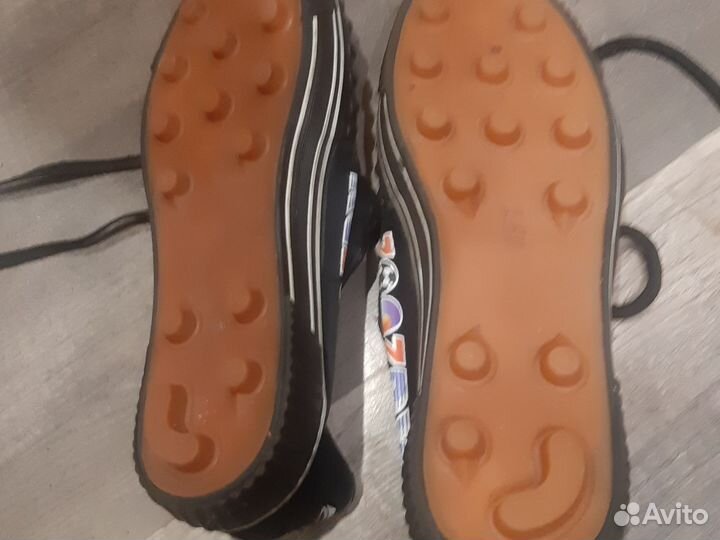 Футбольные бутсы