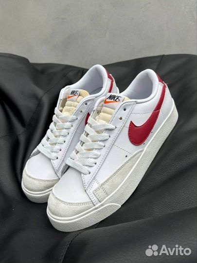 Nike Blazer Low 77 Vintage Team Red