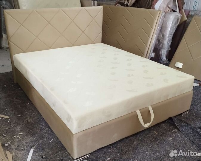 Кровать двухспальная 