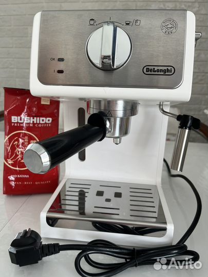 Кофеварка рожковая delonghi
