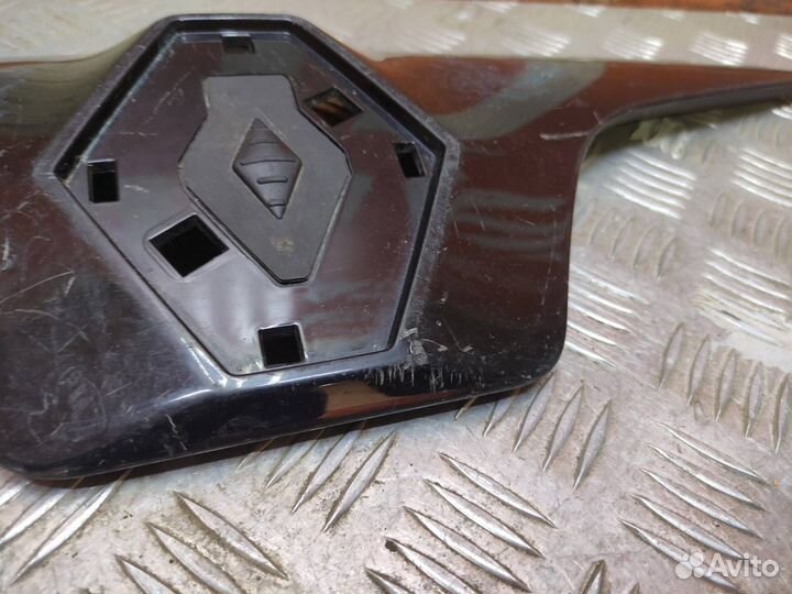 Накладка двери багажника Renault Koleos 1