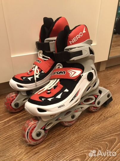 Ролики раздвижные Larsen Nero Red (размер 31-34)