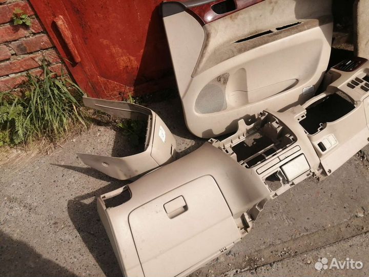 Салон toyota ipsum