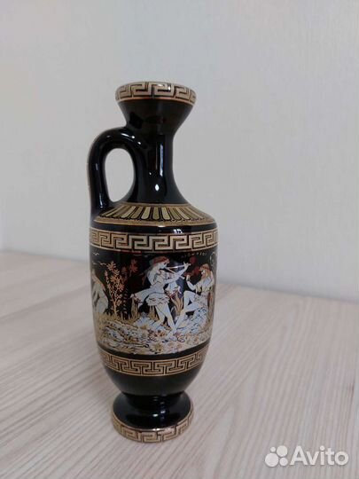 Ваза греческая