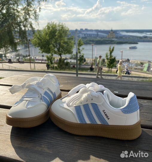 Кроссовки детские adidas, 26,28,29,31 размеры