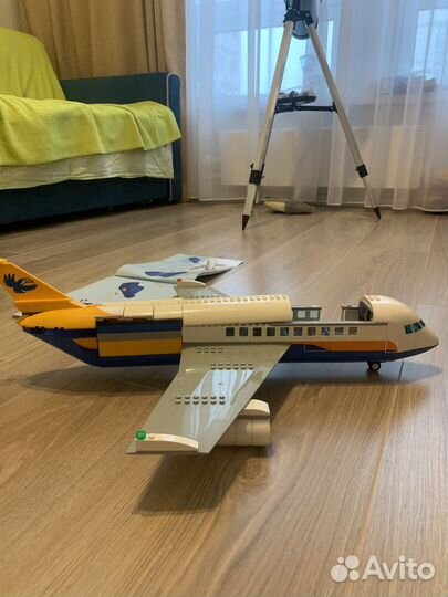 Lego city самолет