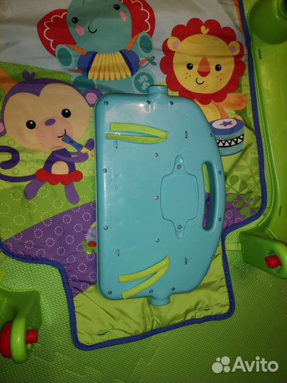 Развивающий коврик Fisher Price с пианино