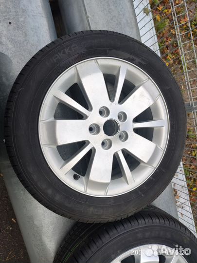 Шины 205/55 на дисках 6,5хR16 5x108 Renault Laguna