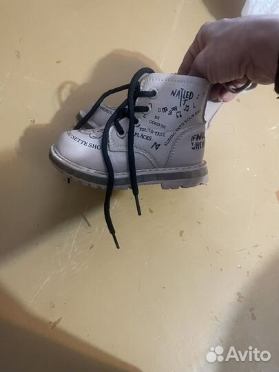 Ботинки на девочку 22 размер