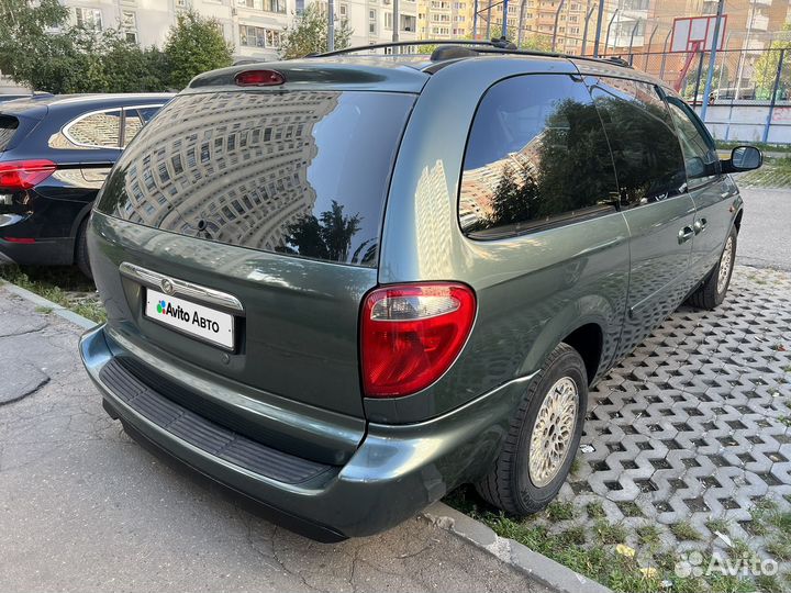 Chrysler Town & Country 3.3 AT, 2004, 256 000 км