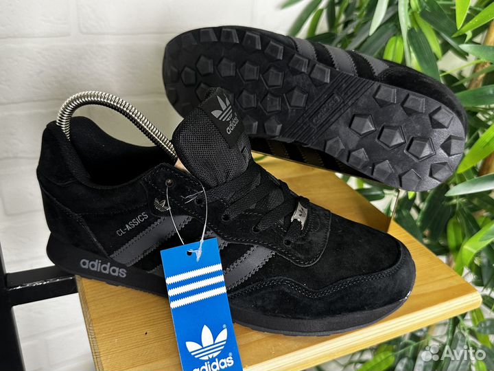 Кроссовки мужские Adidas Classics 41-46 черные