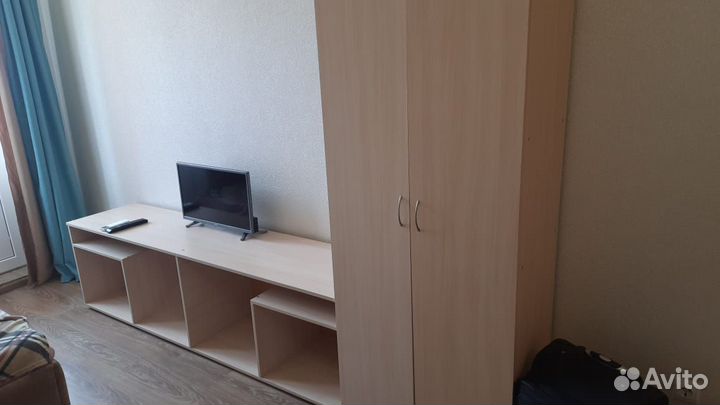 Шкаф с тумбой