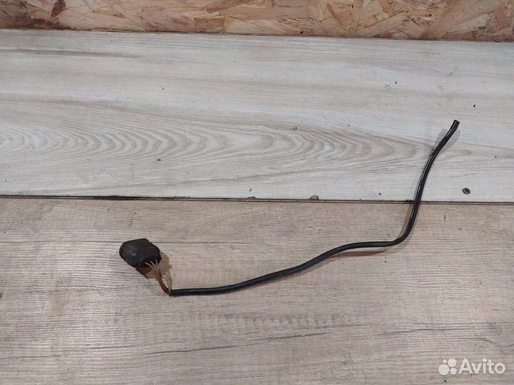 Разьем датчика охлаждения Audi A4 B5 VW Passat B5