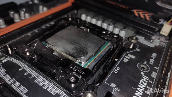 Intel xeon E5 2670v3