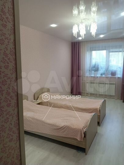 3-к. квартира, 70,5 м², 1/10 эт.