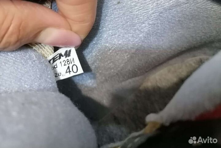 Лыжные ботинки новые 40 размер