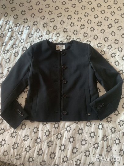 Пиджак для девочки на рост 146
