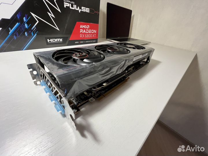 AMD Radeon RX 6800 XT