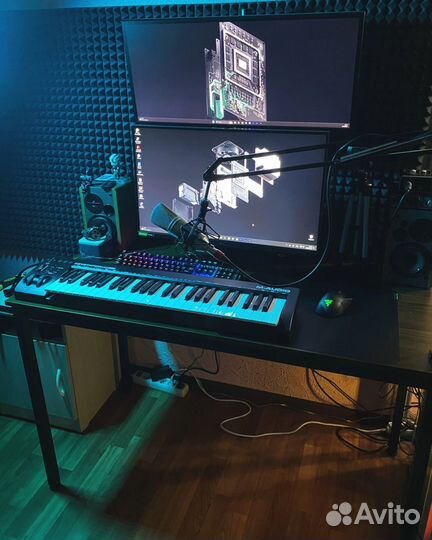 Продам миди-клавиатуру M-audio Keystation49