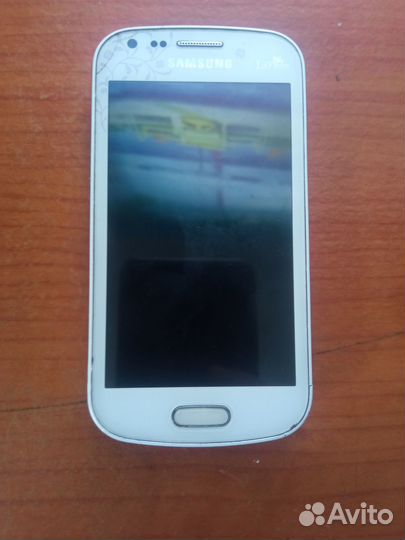 Телефон Samsung Galaxy GT-7562 S Duos laFleur 4GB