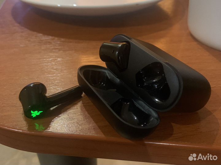 Беспроводные наушники