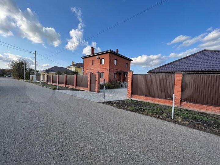 Дом 169,4 м² на участке 15 сот.