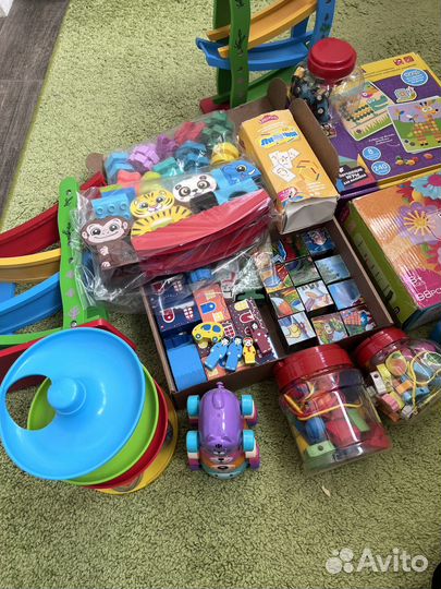 Развивающие игрушки для малышей