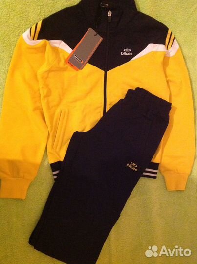 Костюмы спортивные