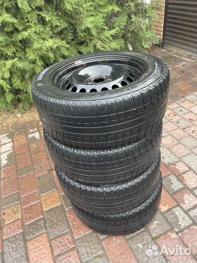 Зимние колеса 235/55 r17 зимние не шипованные