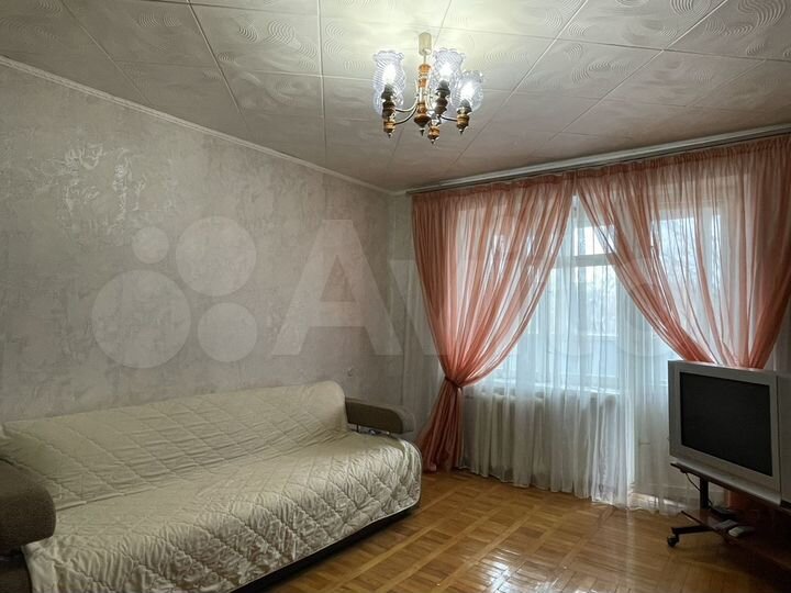 2-к. квартира, 48 м², 3/5 эт.