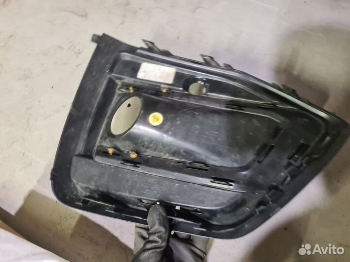 Накладка правой птф Audi Q5