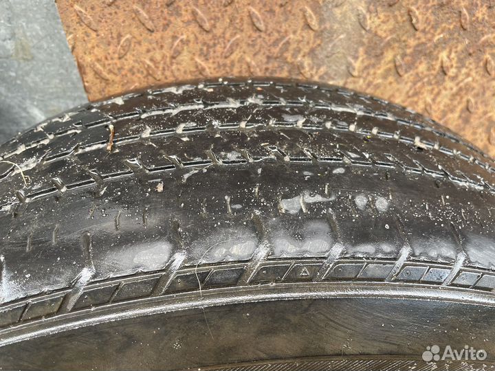 Bridgestone Dueler H/T 684II 245/65 R17