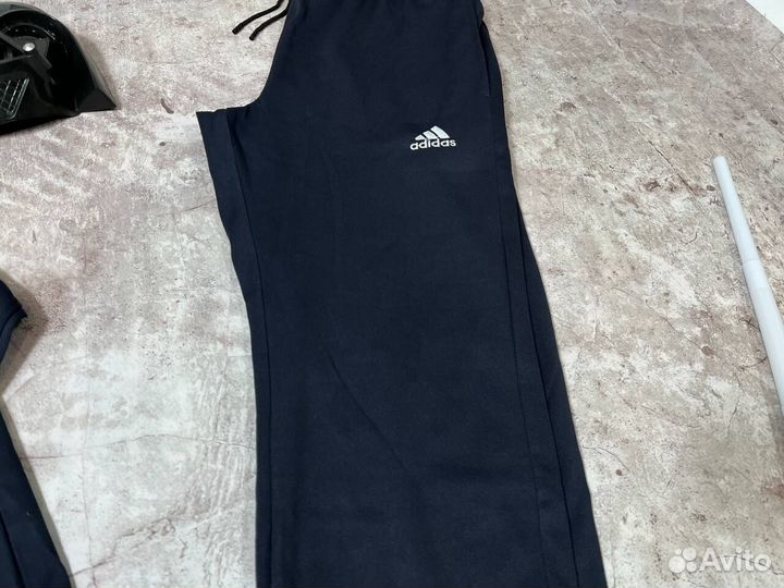 Спортивные костюмы Adidas