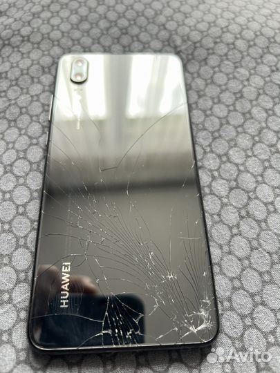 HUAWEI P20, 4/128 ГБ