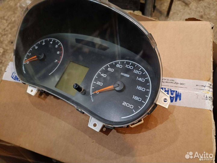 Панель приборов (щиток) LADA Granta (2011 - 2018)