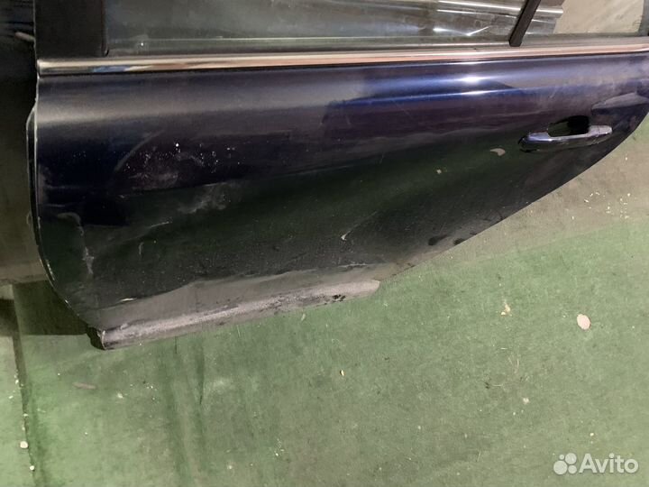 Тайота авенсис двери от 2006 - 08 г в сборе