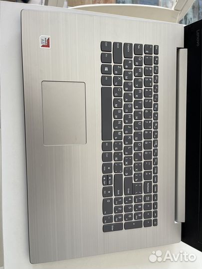 Ноутбук lenovo
