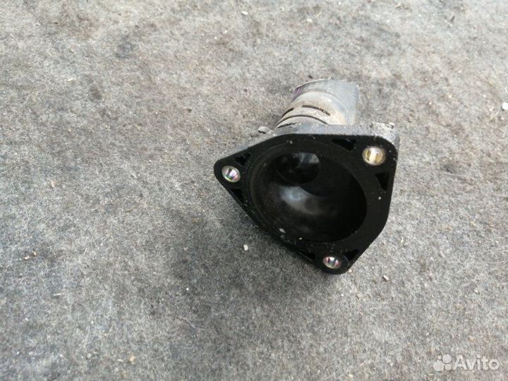 Корпус термостата Nissan March AK12 CR14